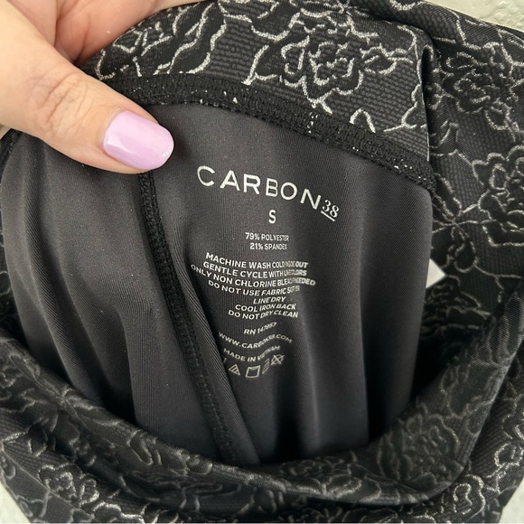 Carbon38 Hi-Waisted Floral Leggings - Picture 3 of 3